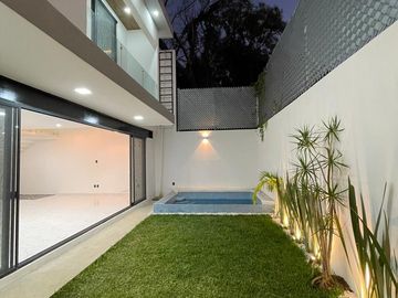 Increíble Casa NUEVA con Alberca y 4 Rec. en Condominio con Seguridad 24/7 en Cuernavaca