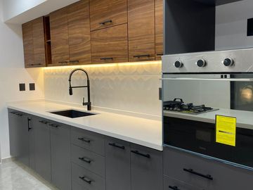 Increíble Casa NUEVA con Alberca y 4 Rec. en Condominio con Seguridad 24/7 en Cuernavaca