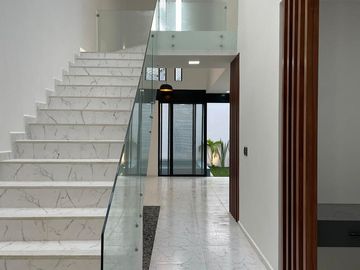 Increíble Casa NUEVA con Alberca y 4 Rec. en Condominio con Seguridad 24/7 en Cuernavaca