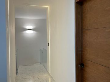 Increíble Casa NUEVA con Alberca y 4 Rec. en Condominio con Seguridad 24/7 en Cuernavaca