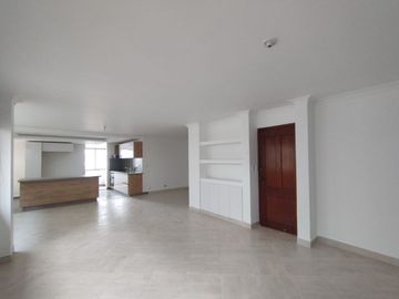 Apartamento en Arriendo ubicada en Pinares