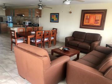 VENDO LINDO DEPARTAMENTE DUPLEX  EN CASA BLANCA SAME, ESMERALDAS