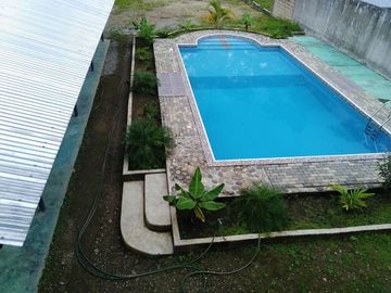 Venta Casa Con Piscina$ 400,000.00 ( Cuatro Cientos Mil Dólares Americanos )Departamento De Huánucoprovincia Leoncio Prado