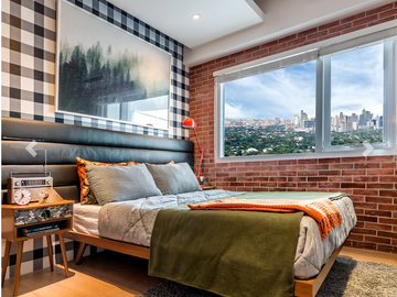 For Sale: 1 Bedroom Assume Balance in Maven at Capitol Commons