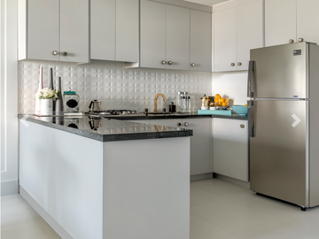 For Sale: 1 Bedroom Assume Balance in Maven at Capitol Commons