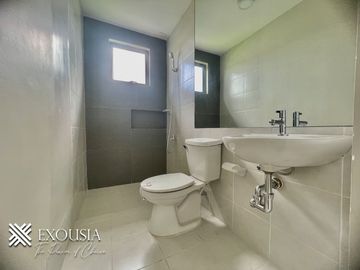 House and Lot For Sale in Alaminos Laguna COMPLETE TURNOVER UNIT