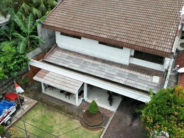 RUMAH at Jl LOMBOK / MENTENG, JAKPUS