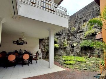 RUMAH at Jl LOMBOK / MENTENG, JAKPUS