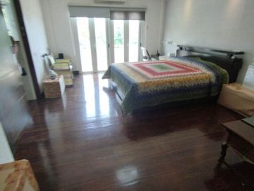 5 BEDROOMS   HOUSE WITH ELEVATOR IN MARIA LUISA ESTATE PARK-PHP150M