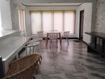 5 BEDROOMS   HOUSE WITH ELEVATOR IN MARIA LUISA ESTATE PARK-PHP150M