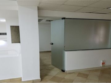 Local Comercial Se Alquila En Manta Sector Centro