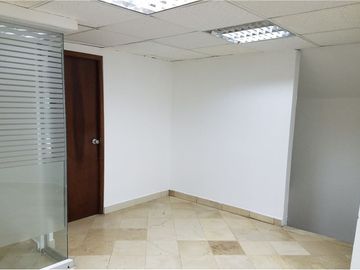 Local Comercial Se Alquila En Manta Sector Centro