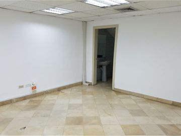 Local Comercial Se Alquila En Manta Sector Centro