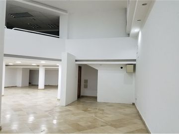 Local Comercial Se Alquila En Manta Sector Centro