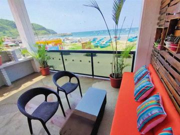 edificio comercial de venta en puerto lopez manabi