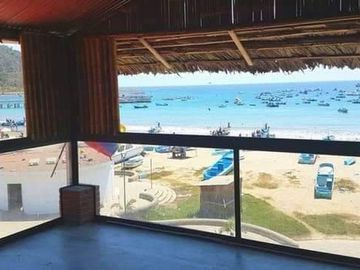 edificio comercial de venta en puerto lopez manabi