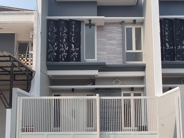 Dijual Rumah Klampis Wisma Mukti Mewah Siap Huni Dekat MERR Manyar SHM