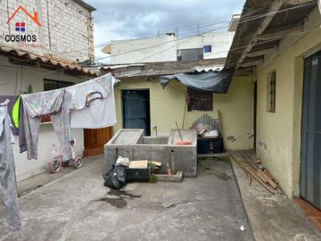 Casa de venta en Otavalo, calle Sucre