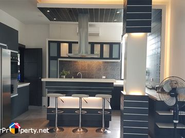 for sale furnished house with 6 bedroom plus swimming pool in amara subdivision