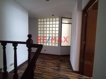 Venta De Departamento De 286 M2 A 340 Mil Dólares Negociables En Surco