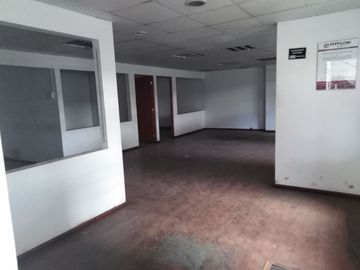 VENTA DE TERRENO, LOCAL COMERCIAL, 2500M2, FRENTE DE 35M, RDA 10 PISOS