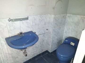 VENTA DE TERRENO, LOCAL COMERCIAL, 2500M2, FRENTE DE 35M, RDA 10 PISOS