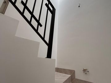 CASA EN RENTA EN LEON GUANAJUATO SOBRE BULEVARD TAJO DE SANTA ANA Y BULEVARD SIGLO XXI, SACROMONTE RESIDENCIAL AL SUR DE LEÓN GUANAJUATO