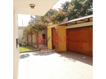 Venta De Casa En La Urbanizacion El Golf de Huampani