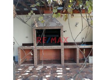 Venta De Casa En La Urbanizacion El Golf de Huampani