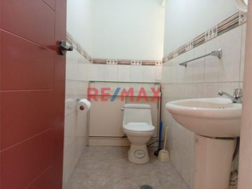 Venta De Casa En La Urbanizacion El Golf de Huampani