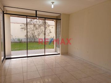 Venta De Casa En La Urbanizacion El Golf de Huampani