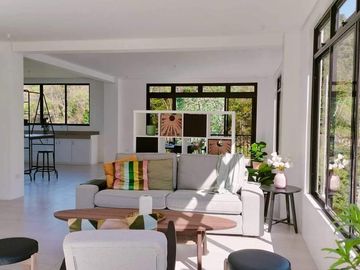 CAO - FOR SALE: 5 Bedroom House in Sun Valley Residential Estates, Antipolo