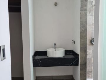 CASA EN VENTA LOMAS DE ANGELOPOLIS (PARQUE CHIAPAS)