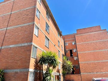 Departamento remodelado en venta, Granjas Coapa.