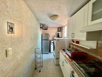 Departamento remodelado en venta, Granjas Coapa.