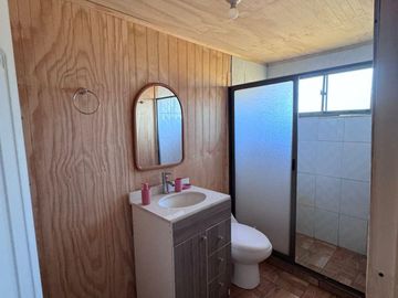 Parcela con 3 cabañas amobladas, cambio de Uso de Suelo y Urbanización en trámite.
