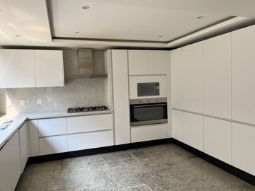 BOSQUES DE LAS LOMAS – UNA PLANTA - $22 millones