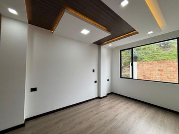 Casa en venta en la Daniel Alvarez aplica a crédito VIP