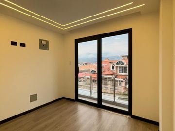 Casa en venta en la Daniel Alvarez aplica a crédito VIP