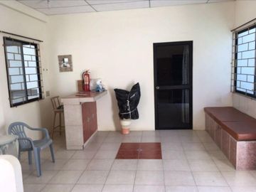 Vendo Hostal en  Salinas