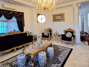 Luxury 2-storey house in Bukit Indah Sukajadi Batam Center for sale