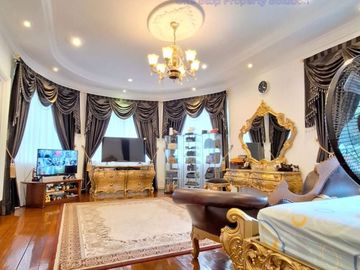 Luxury 2-storey house in Bukit Indah Sukajadi Batam Center for sale