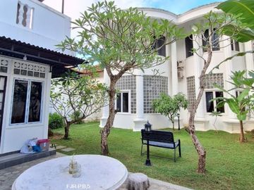 Luxury 2-storey house in Bukit Indah Sukajadi Batam Center for sale