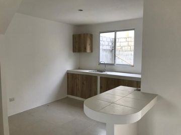 Casa de venta en la Urbanización Bosquetto 1, Chongón, Vía a la Costa.