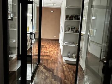 ¡OPORTUNIDAD! DEPARTAMENTO CON TERRAZA INTERIOR Y ESPACIOS FLEXIBLES EN LA MOLINA VIEJA