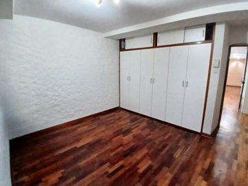 ¡OPORTUNIDAD! DEPARTAMENTO CON TERRAZA INTERIOR Y ESPACIOS FLEXIBLES EN LA MOLINA VIEJA