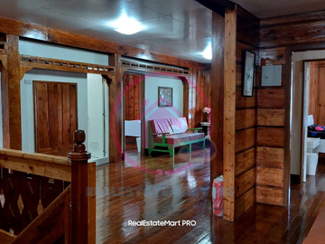 3 Storey Classic Contemporary House For Sale in Baguio City
