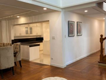 Good Deal, H & L FOR SALE, 5BR W/ SWIMMING POOL UP TO 5 CAR PARKING, INSIDE AYALA ALABANG VILLAGE