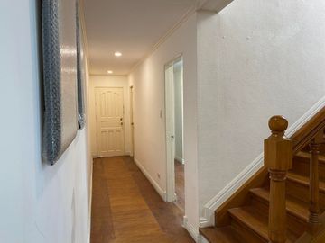 Good Deal, H & L FOR SALE, 5BR W/ SWIMMING POOL UP TO 5 CAR PARKING, INSIDE AYALA ALABANG VILLAGE
