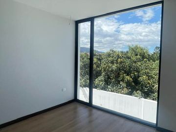 Venta Casa Estrenar - Lumbisi - Independiente - Home Realtors By Monica Miranda
